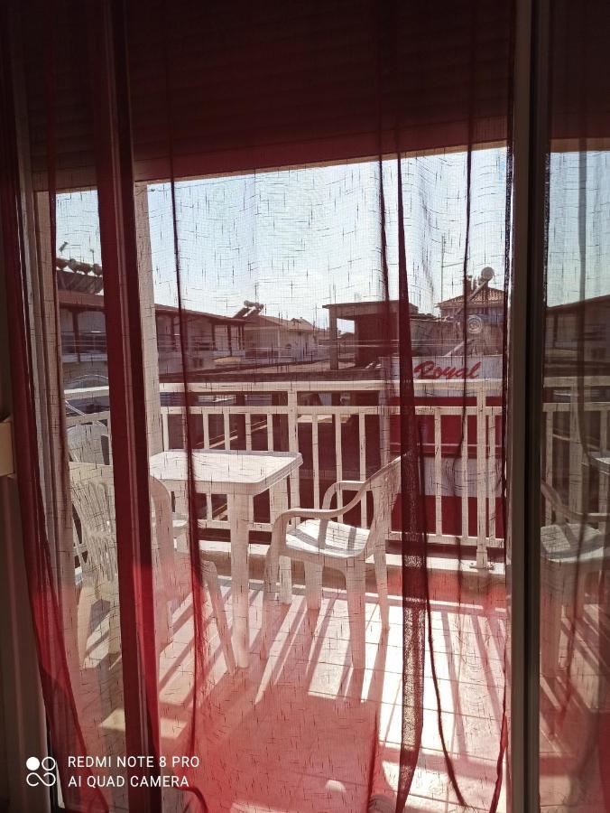 Savvas Lejlighedshotel Olympiakí Aktí Eksteriør billede
